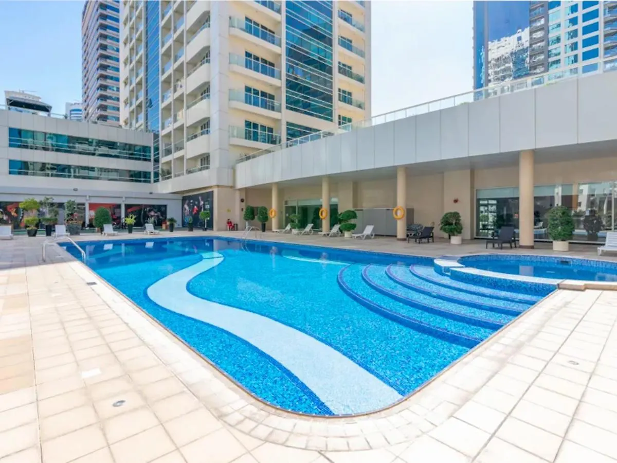 Sweeping Marina View Studio Near The Metro Station Dubai Daire