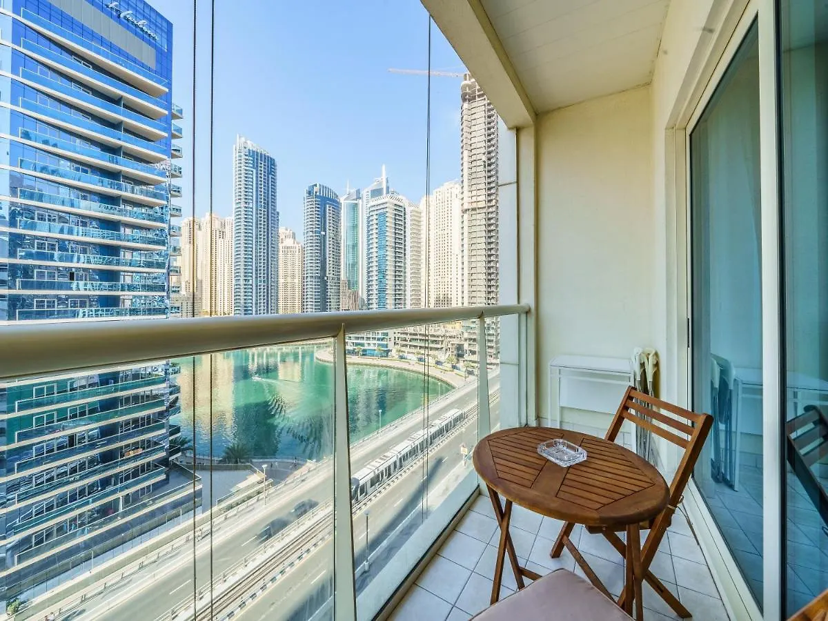 Sweeping Marina View Studio Near The Metro Station Dubai