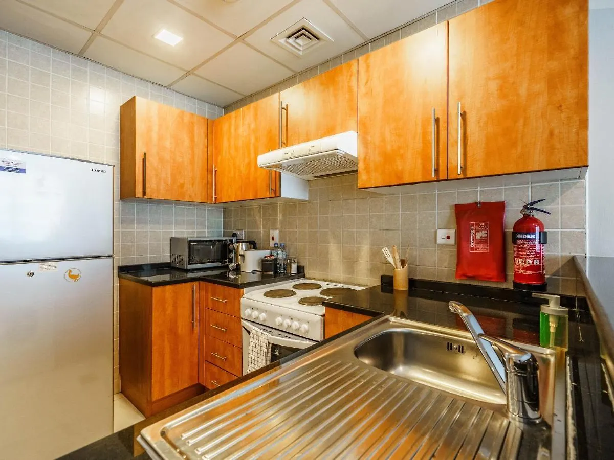 Sweeping Marina View Studio Near The Metro Station Dubai Daire