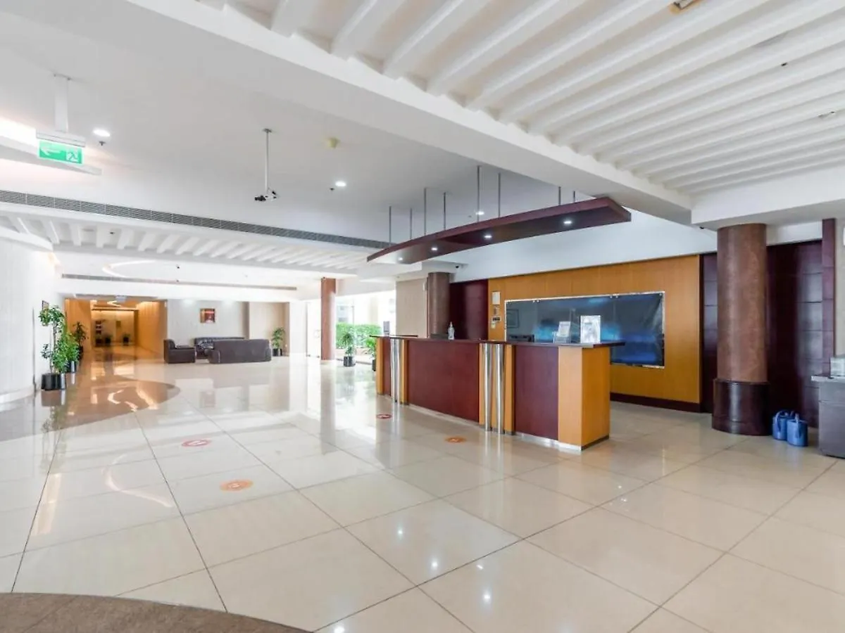 Sweeping Marina View Studio Near The Metro Station Dubai Birleşik Arap Emirlikleri